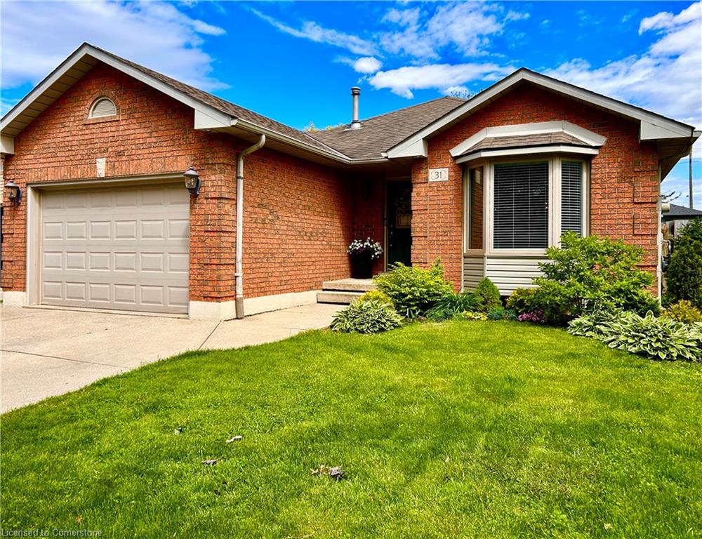 31 Loneoak Crescent Property Photo 1