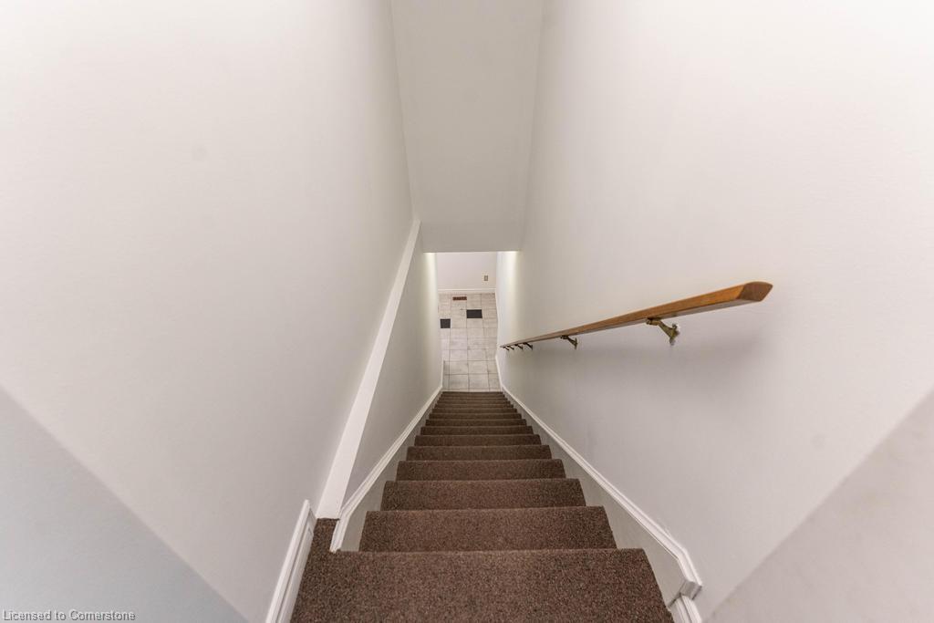 2-923 Brant Street Property Photo 23