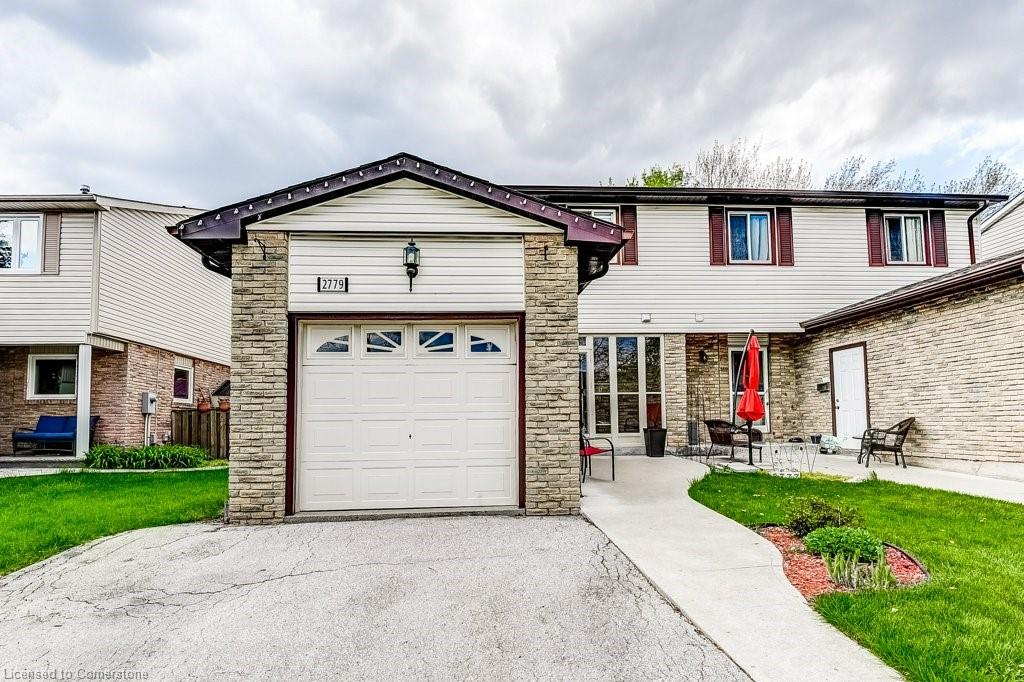 2779 Andorra Circle Property Photo 1