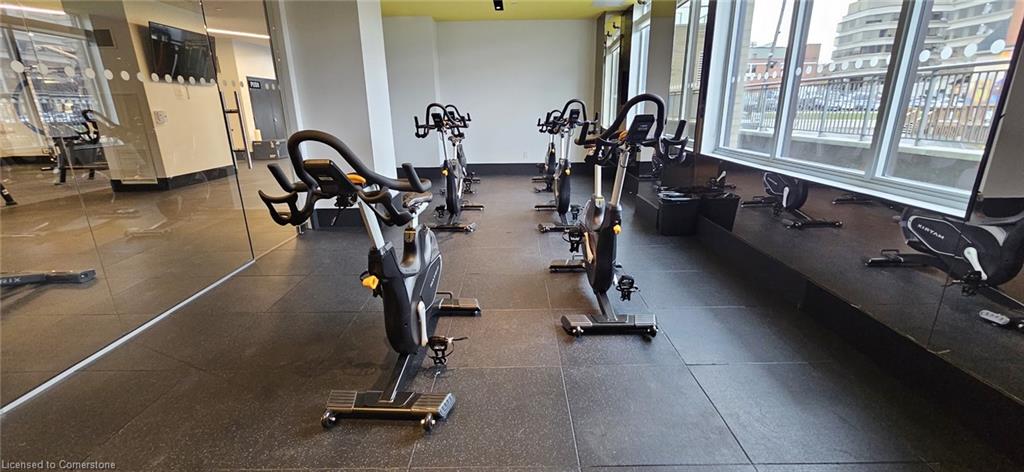 409-55 Duke Street W Property Photo 28