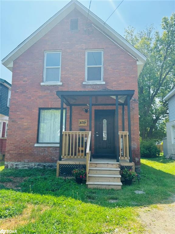 439 Second Avenue E Property Photo 1