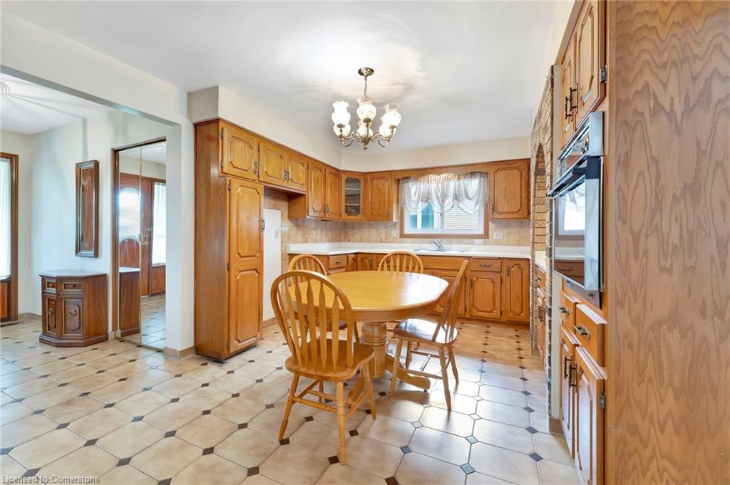 35 Marvin Avenue Property Photo 8
