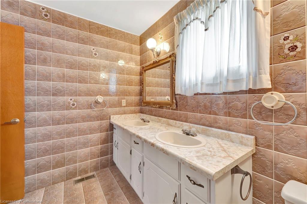 35 Marvin Avenue Property Photo 29