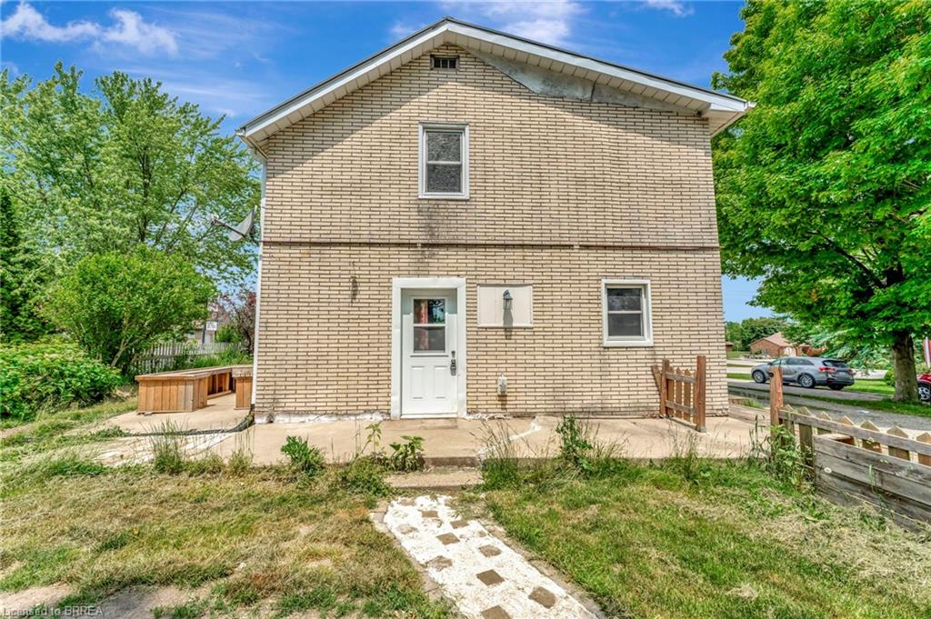 39 Church Street W Property Photo 12