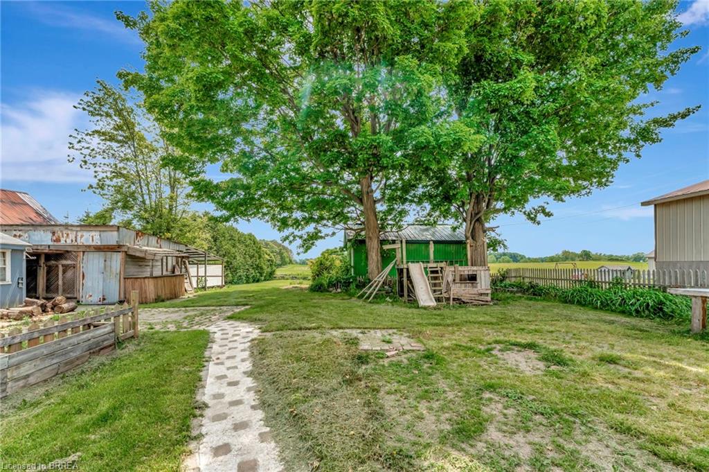 39 Church Street W Property Photo 15