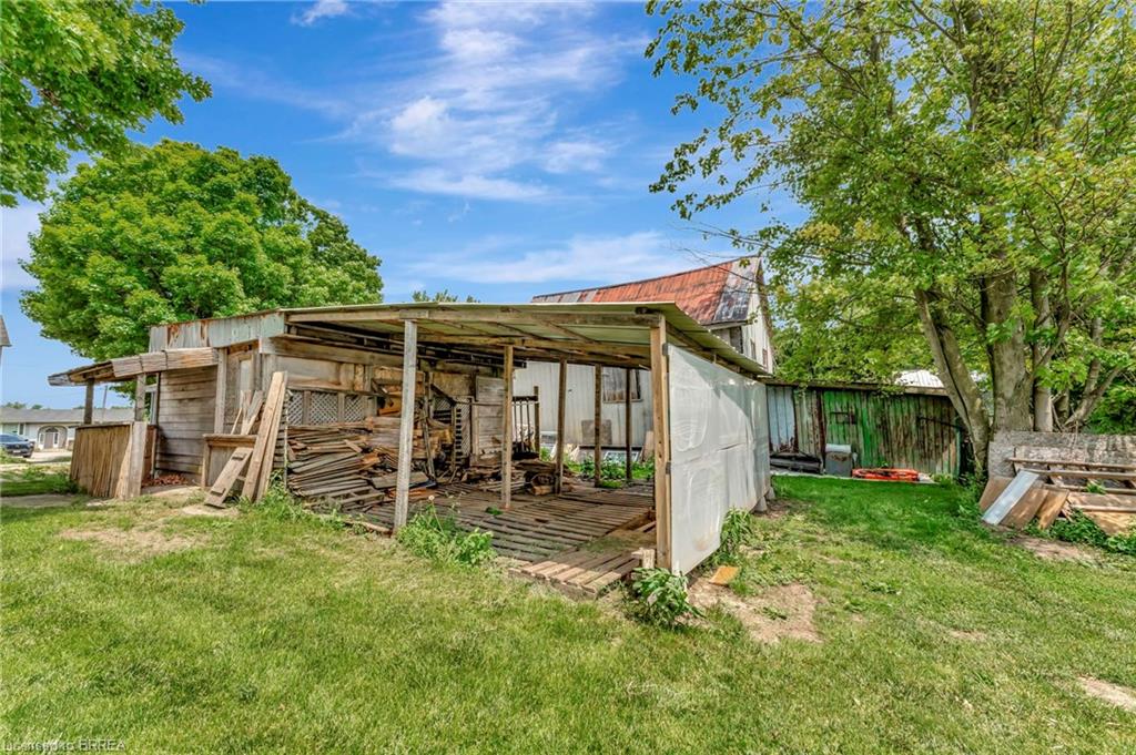 39 Church Street W Property Photo 17