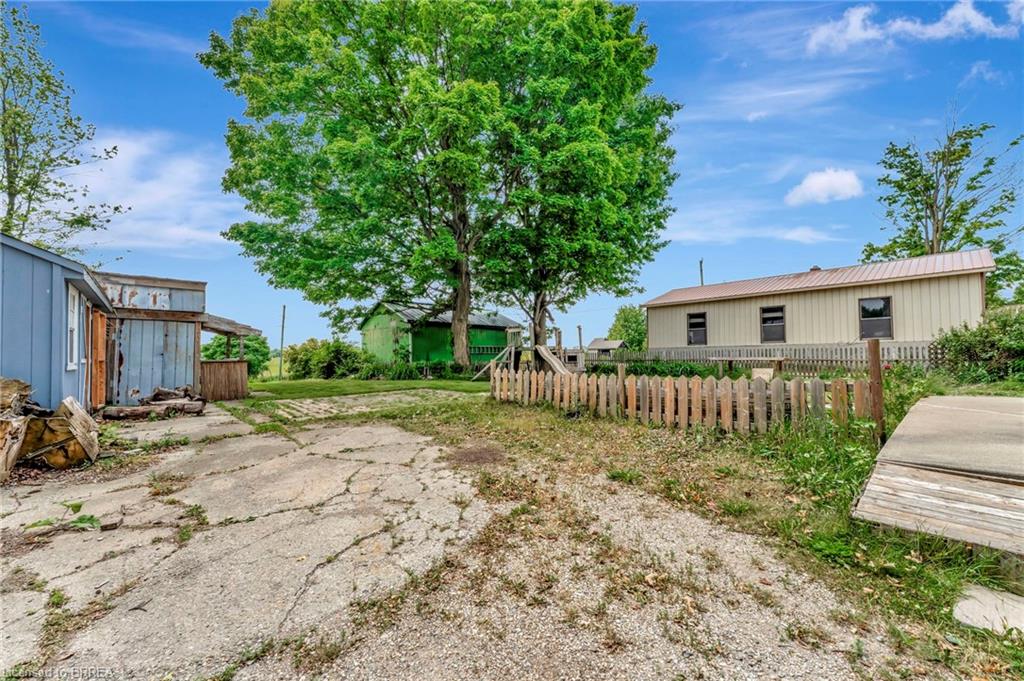 39 Church Street W Property Photo 21