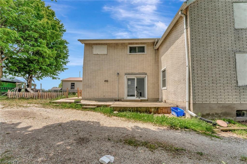 39 Church Street W Property Photo 22