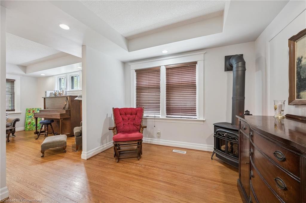 180 David Street Property Photo 15