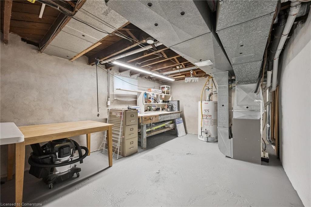 180 David Street Property Photo 31