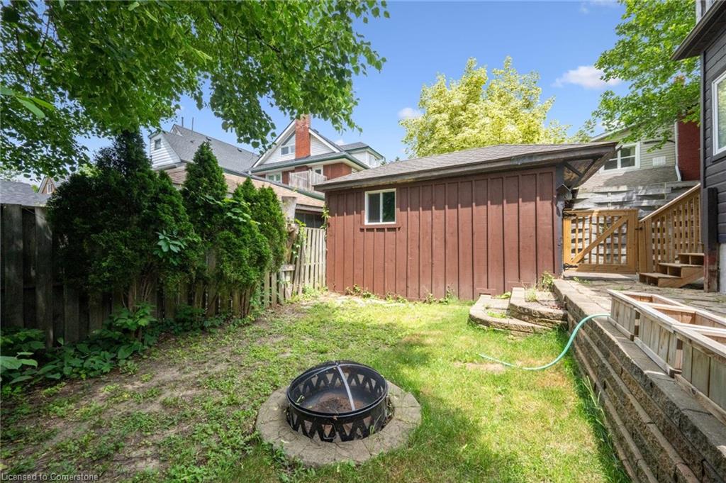 180 David Street Property Photo 36