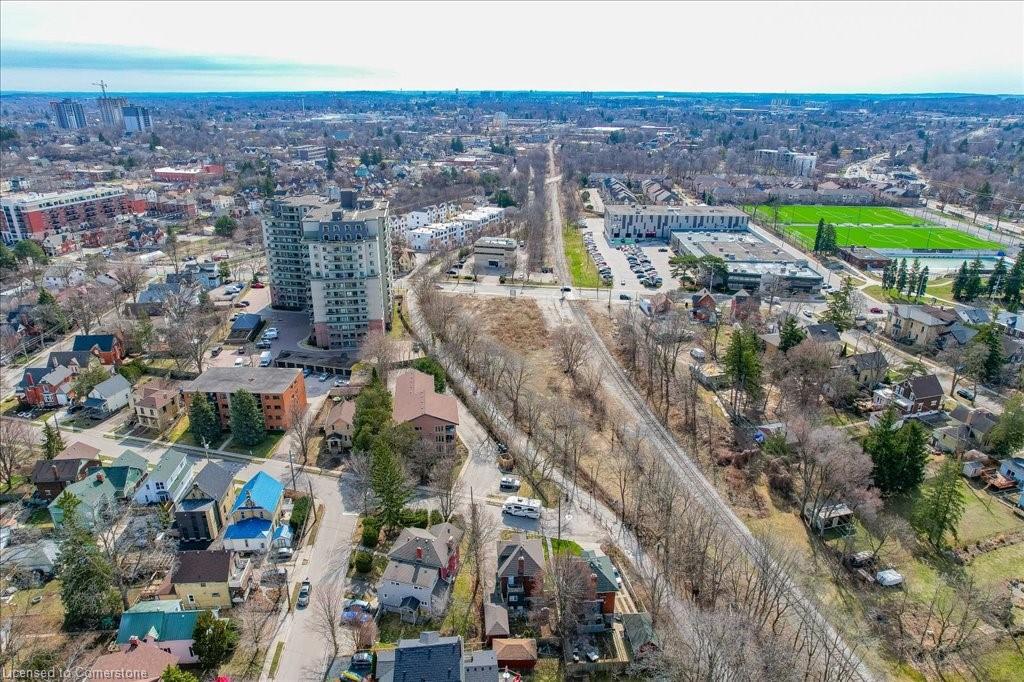 180 David Street Property Photo 45
