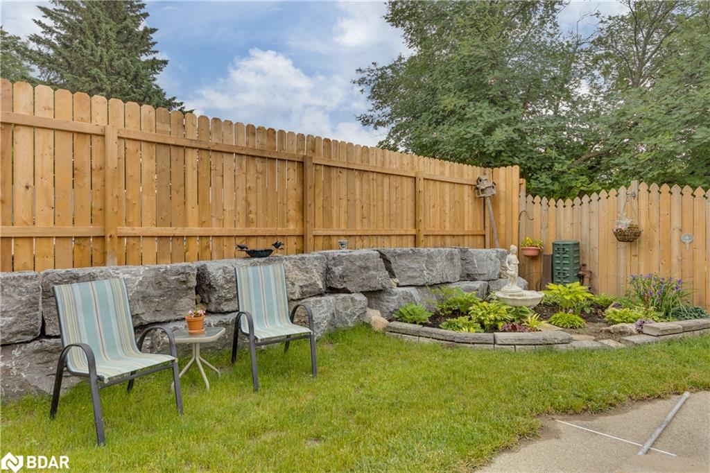638 Norman Crescent Property Photo 5