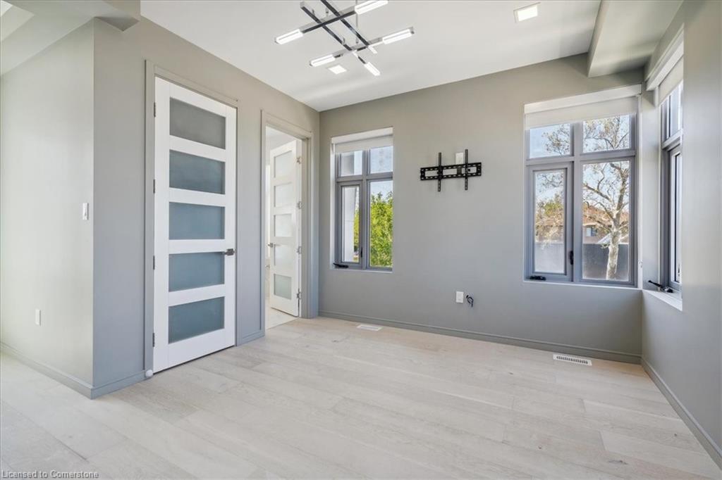 4 Sunrow Gate Property Photo 23