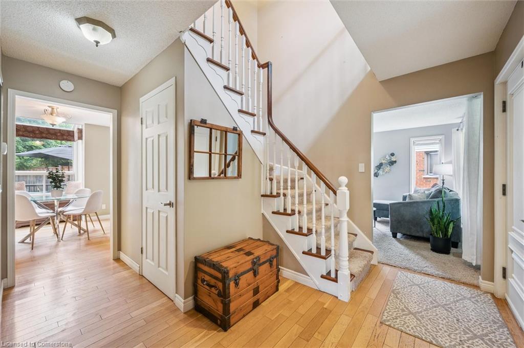 8 Youngman Drive Property Photo 8