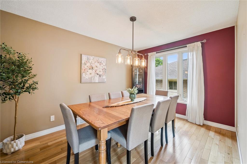 8 Youngman Drive Property Photo 15