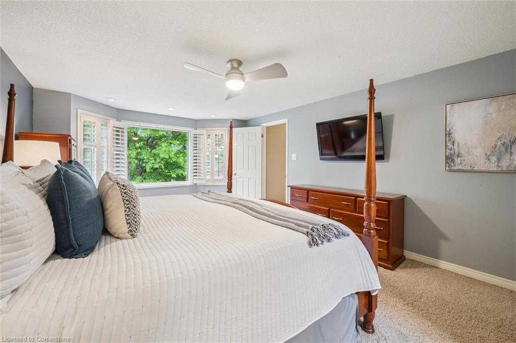 8 Youngman Drive Property Photo 27