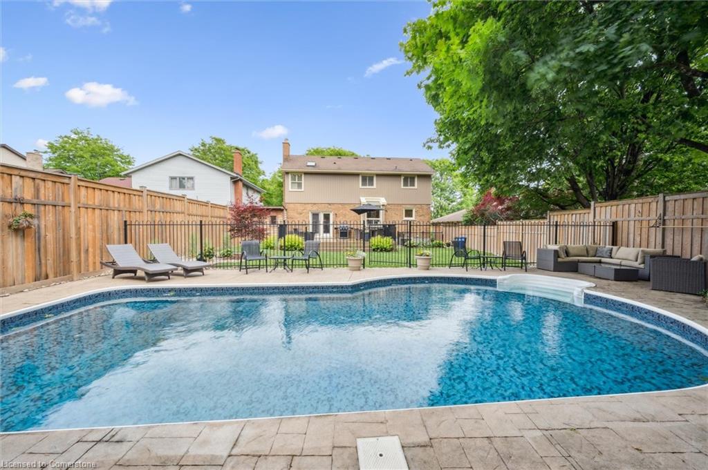 8 Youngman Drive Property Photo 46