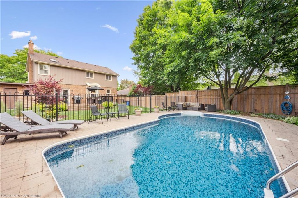 8 Youngman Drive Property Photo 47