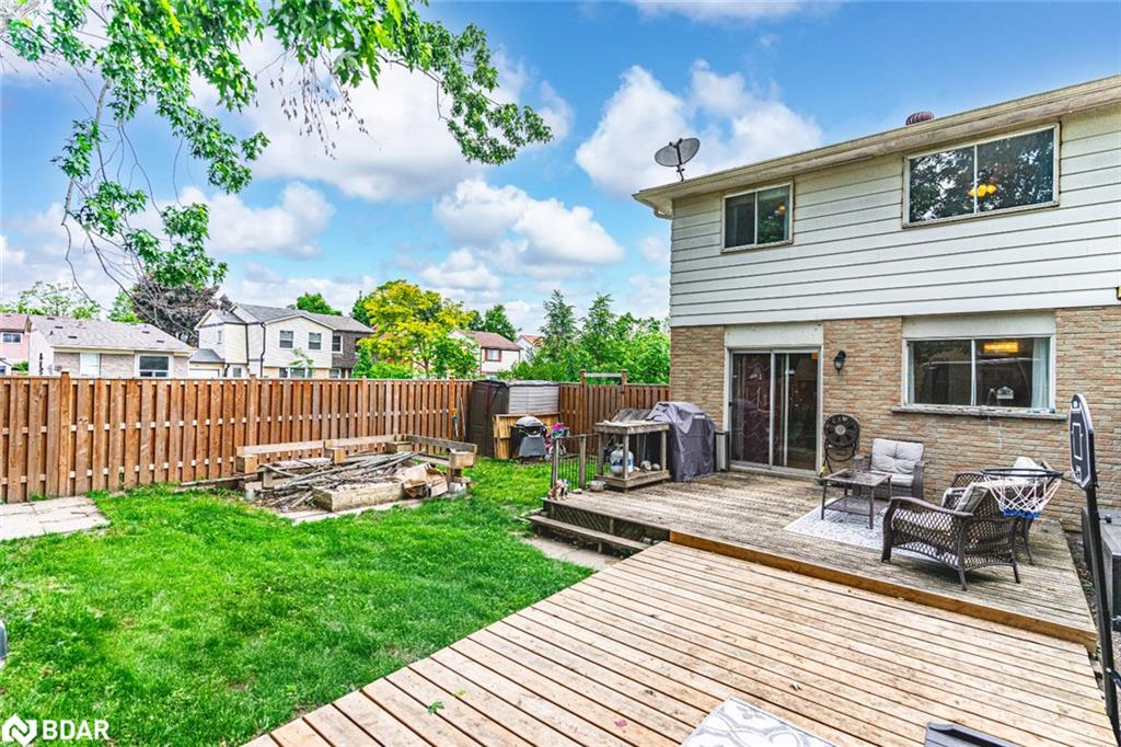 46 Chaucer Crescent Property Photo 14