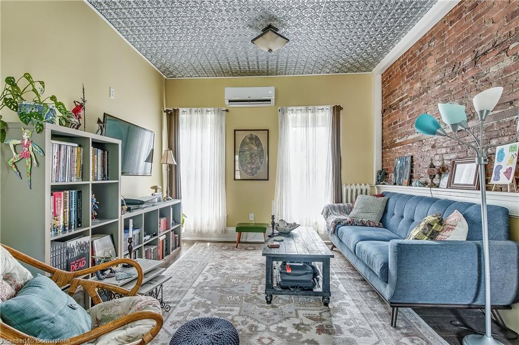 19 York Street Property Photo 8