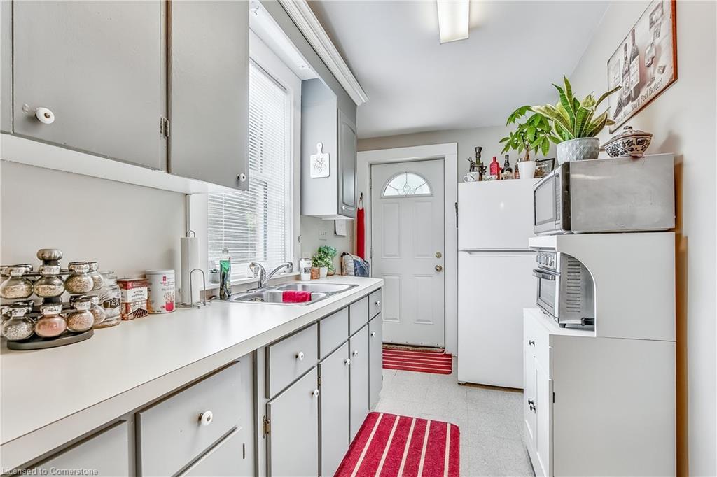 19 York Street Property Photo 24