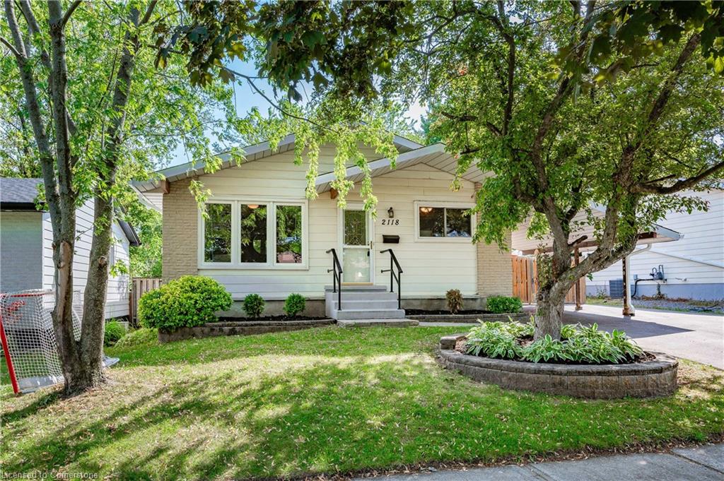 2118 Cavendish Drive Property Photo 1