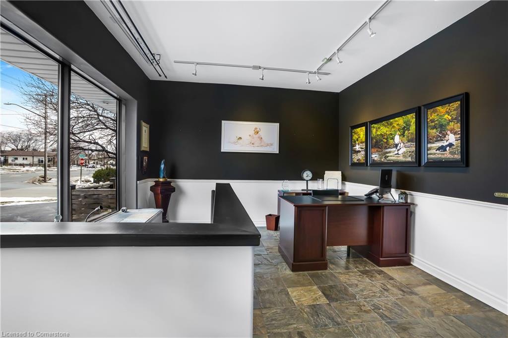 8 Warwick Road Property Photo 26