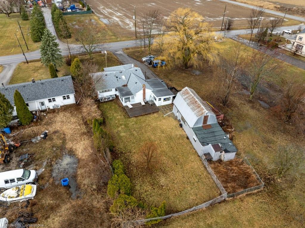 114 Second Road E Property Photo 43