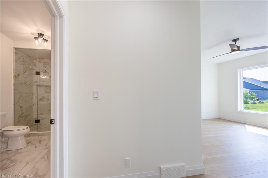 218 Schooner Drive Property Photo 14