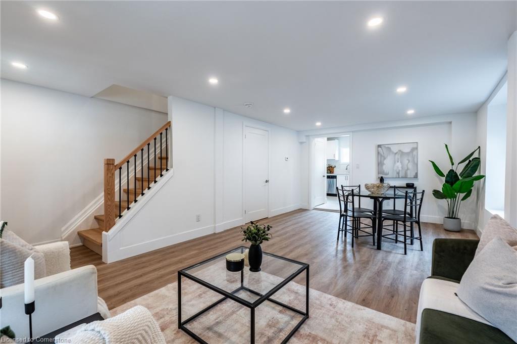 29 New Street Property Photo 9