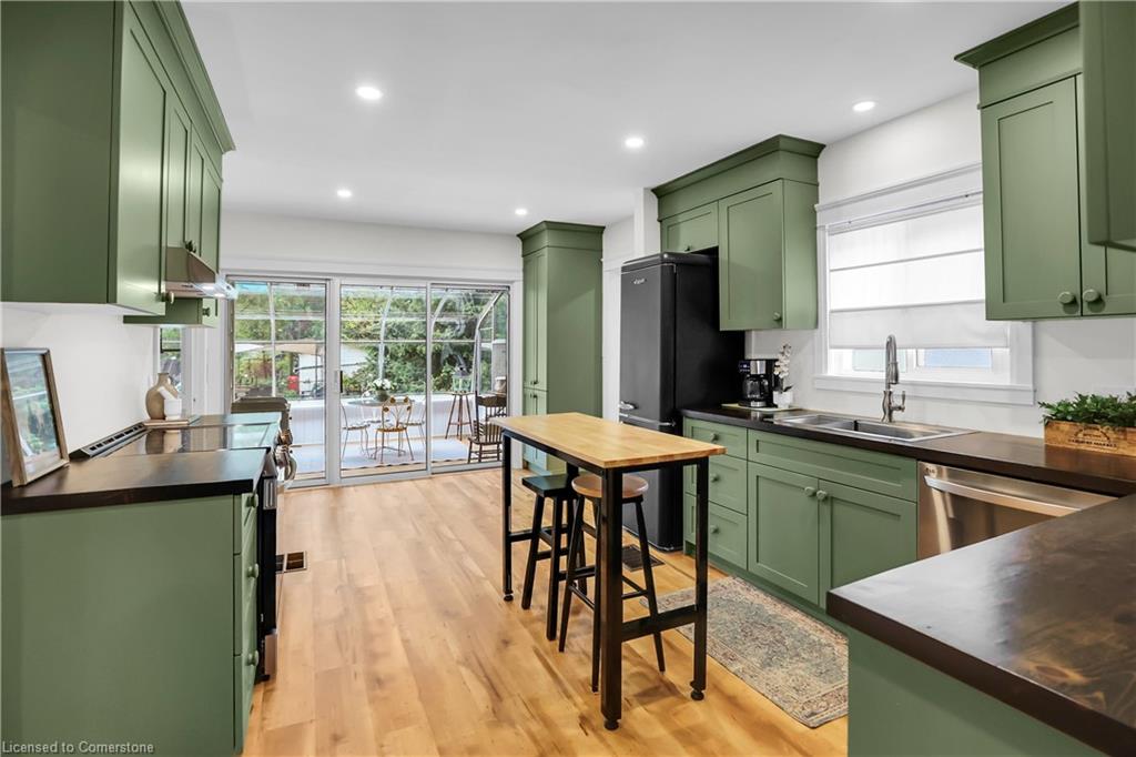 2 Kidd Avenue Property Photo 10