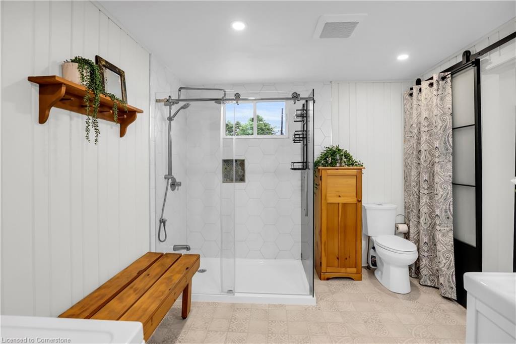 2 Kidd Avenue Property Photo 18