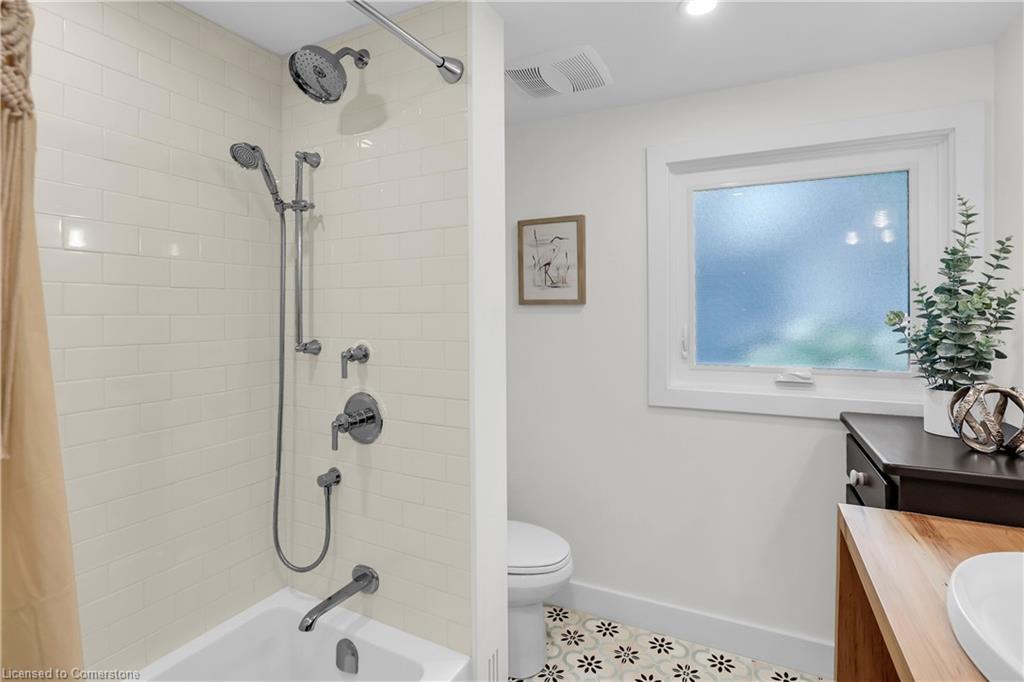 2 Kidd Avenue Property Photo 24