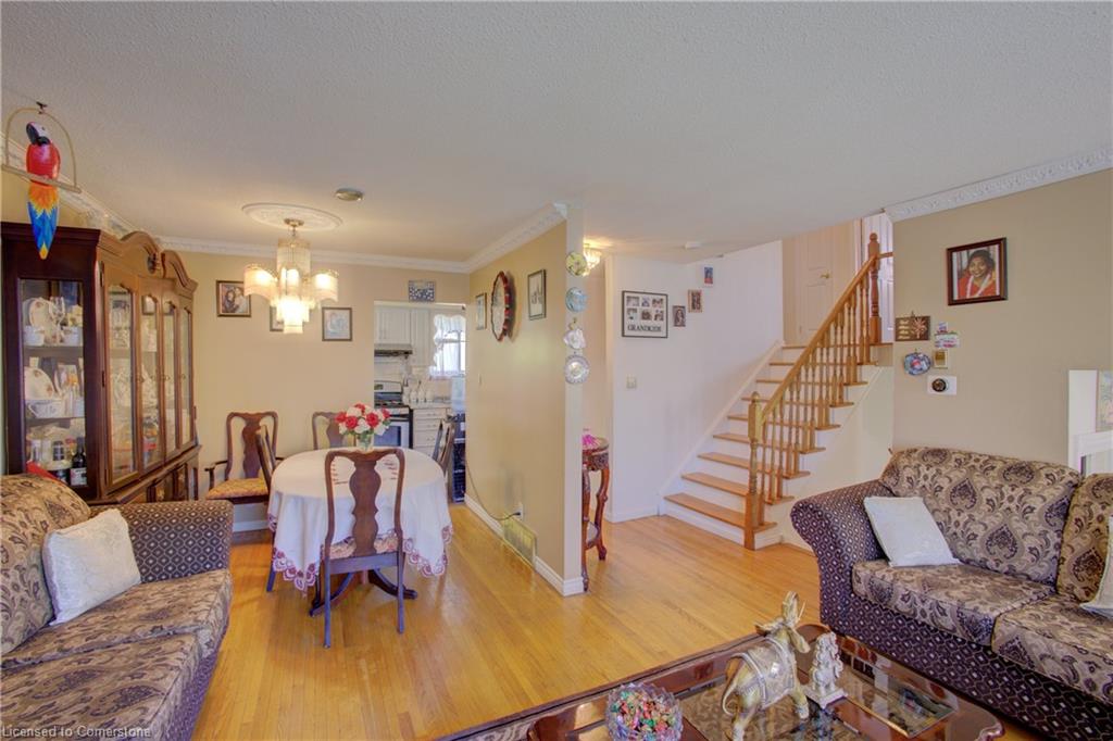 1275 Dunbar Road Property Photo 8