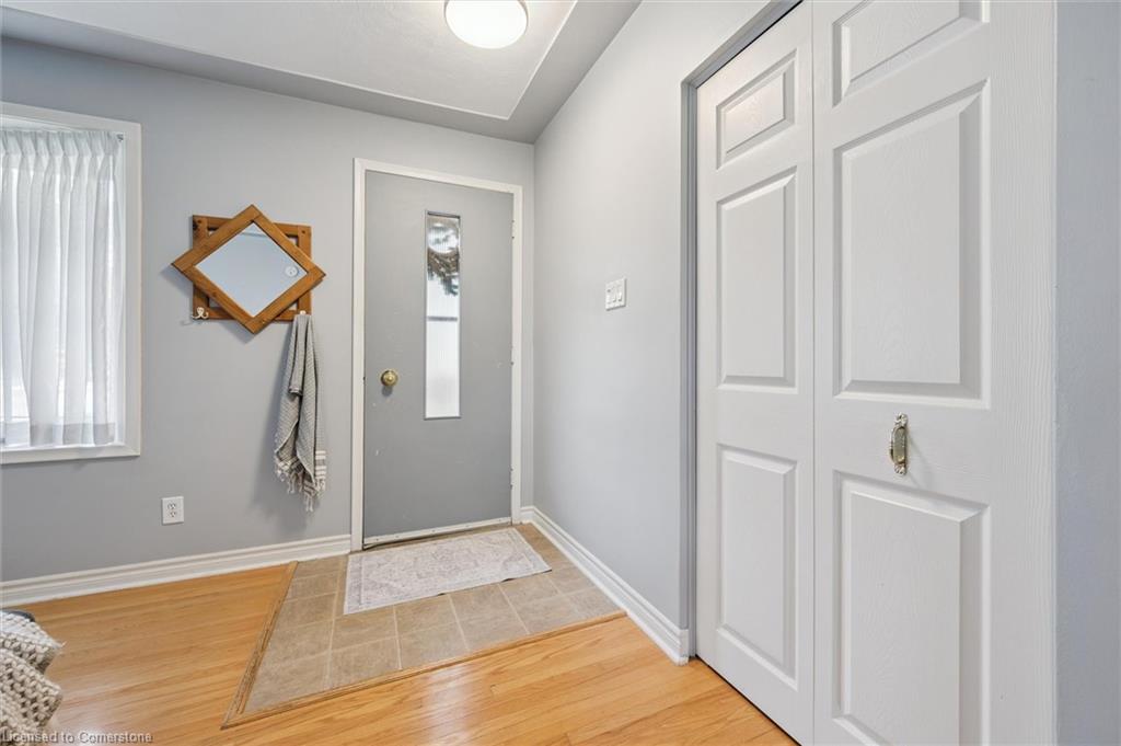 201 Stonybrook Drive Property Photo 4