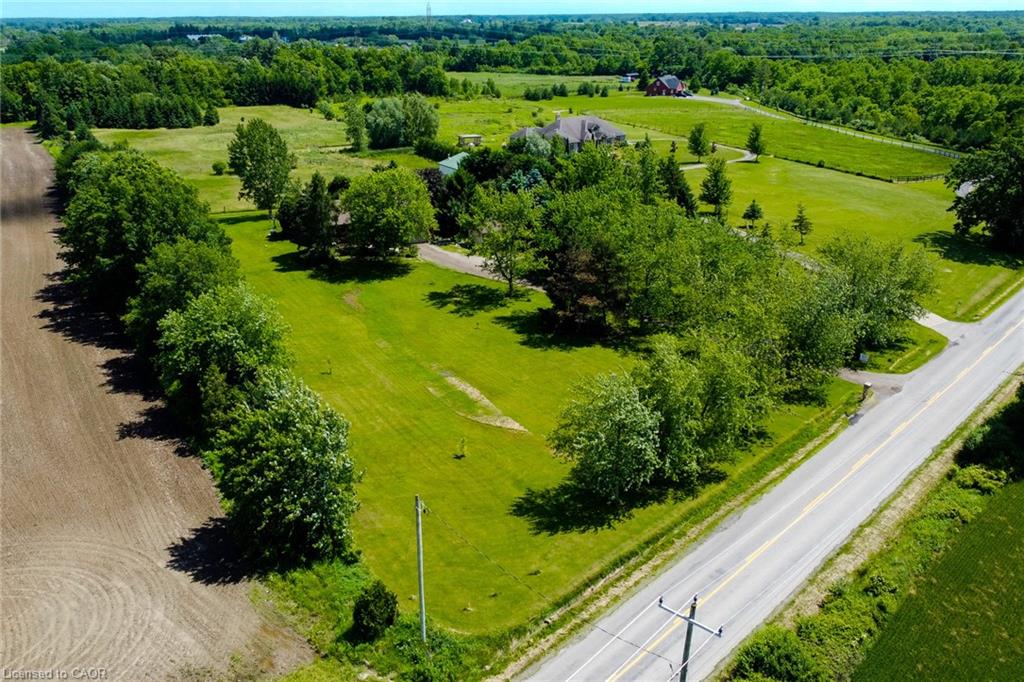 120 Pauline Johnson Road Property Photo 5