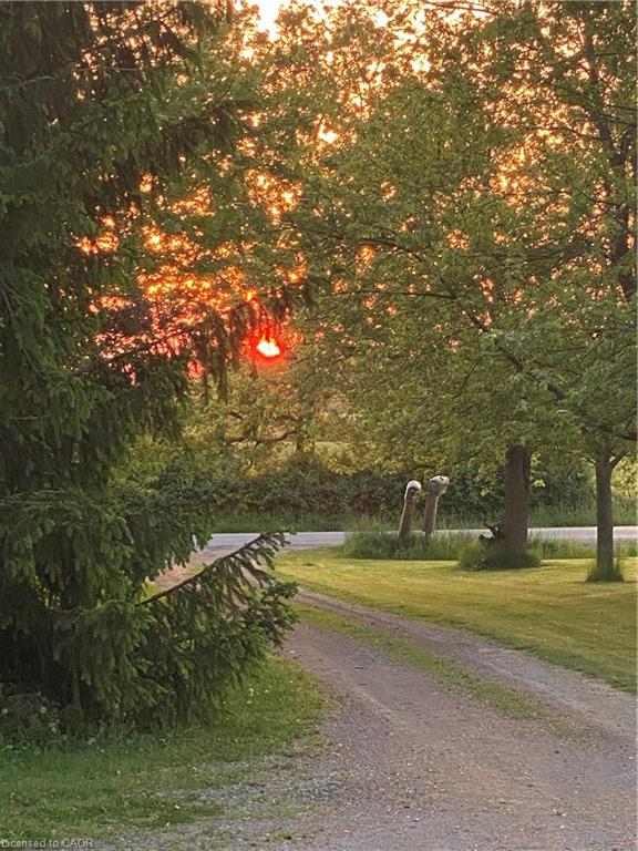 120 Pauline Johnson Road Property Photo 8