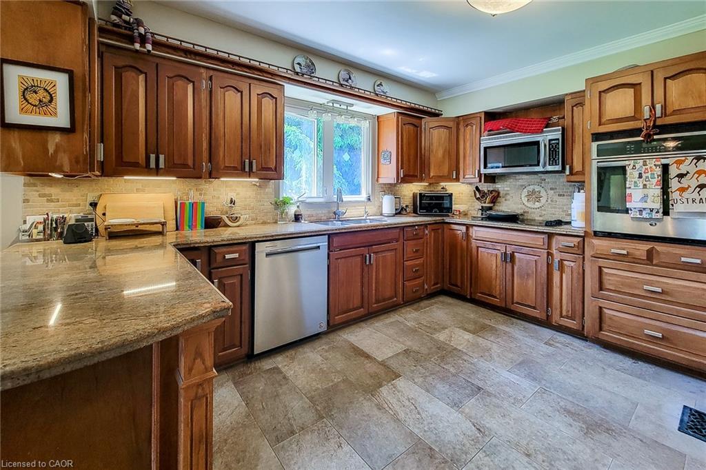 120 Pauline Johnson Road Property Photo 20