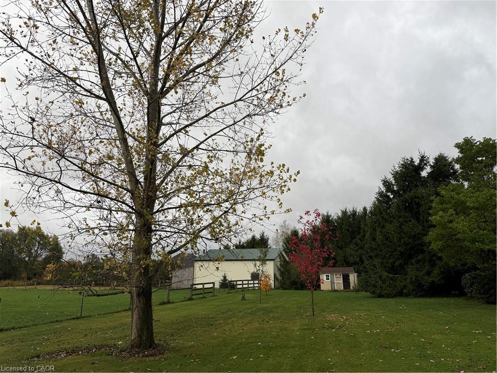 120 Pauline Johnson Road Property Photo 34