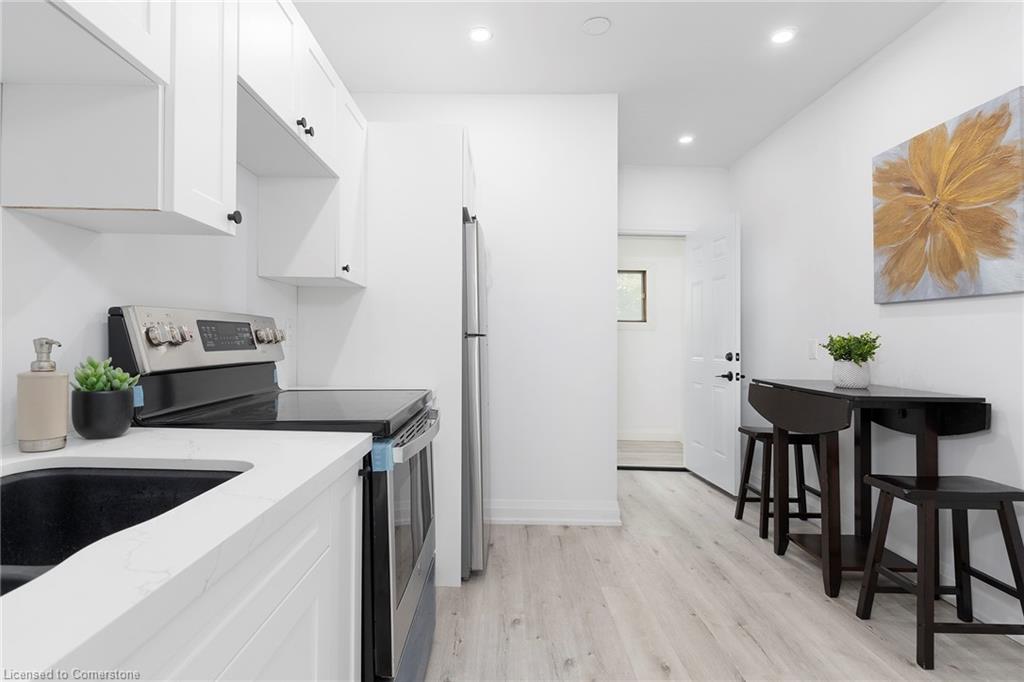 27 Harvey Street Property Photo 10