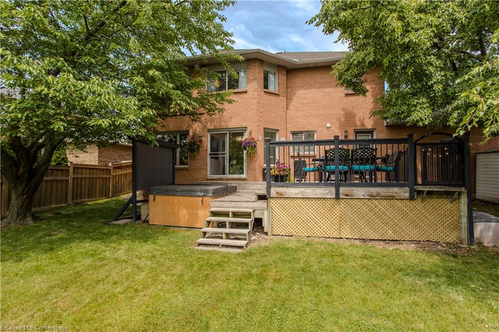 1352 Winterberry Drive Property Photo 8