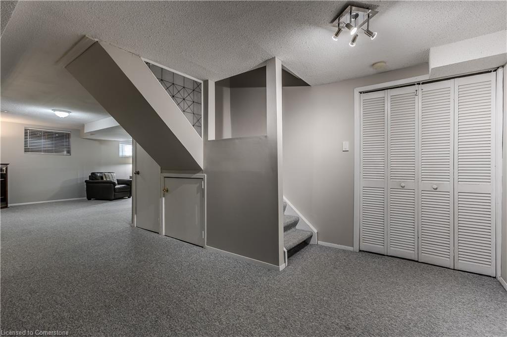 1352 Winterberry Drive Property Photo 29
