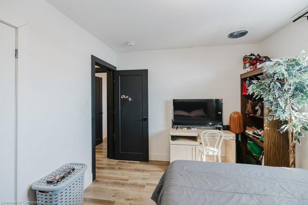859 Upper Ottawa Street Property Photo 15
