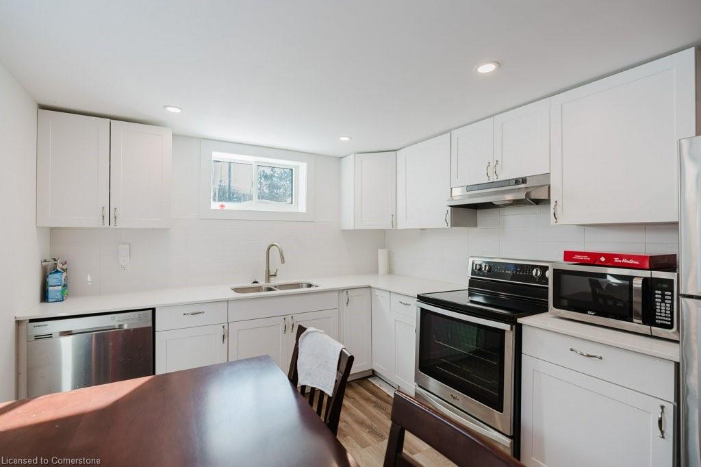 859 Upper Ottawa Street Property Photo 24