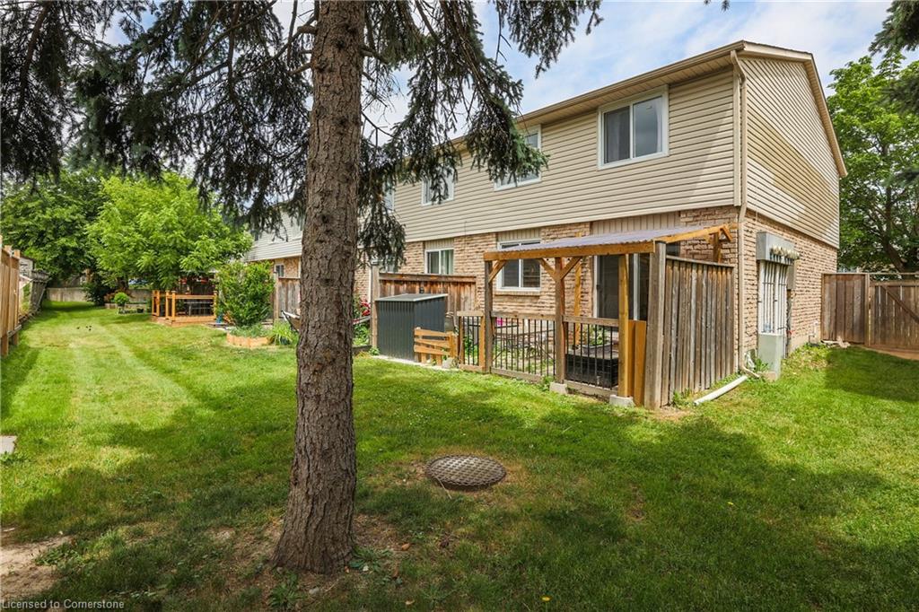40-262 Kenora Avenue Property Photo 11
