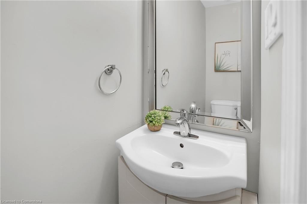 40-262 Kenora Avenue Property Photo 12