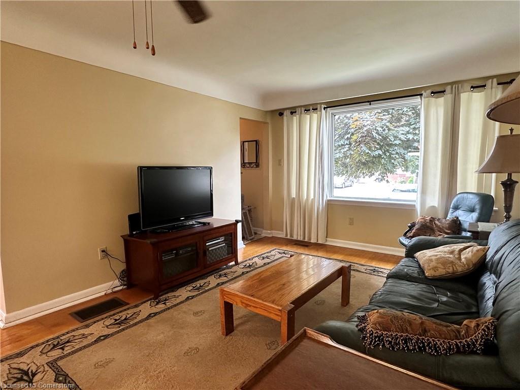 129 Broker Drive Property Photo 6