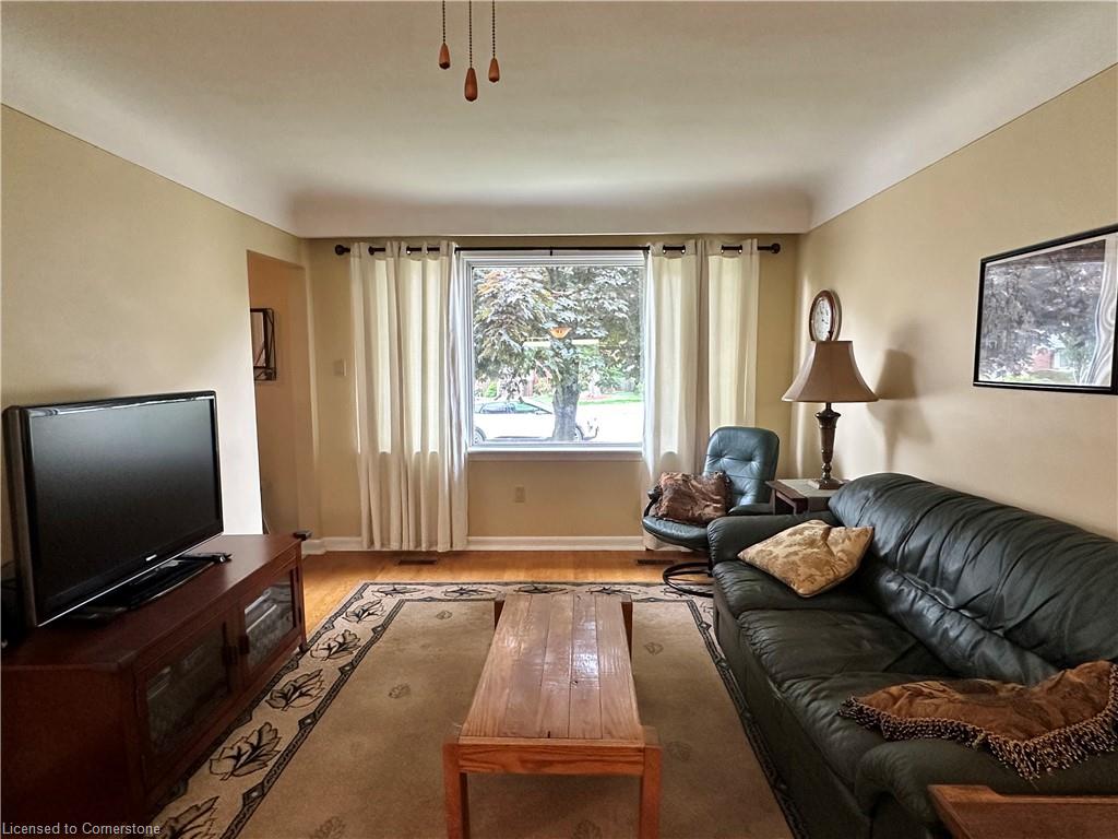 129 Broker Drive Property Photo 7