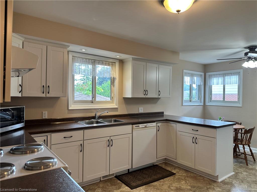 129 Broker Drive Property Photo 13